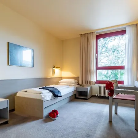 Hotel Baden-Baden Отель 3*