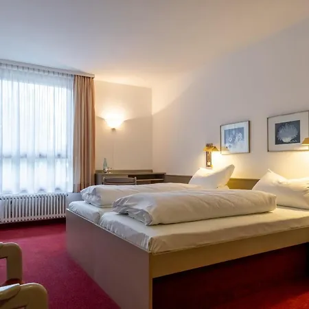 Отель Hotel Baden-Baden