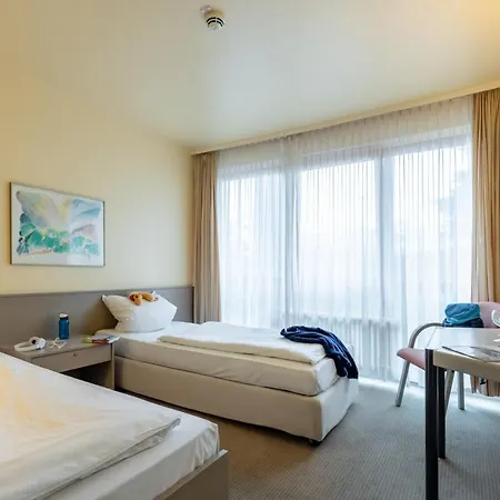 Hotel Baden-Baden Hotell 3*