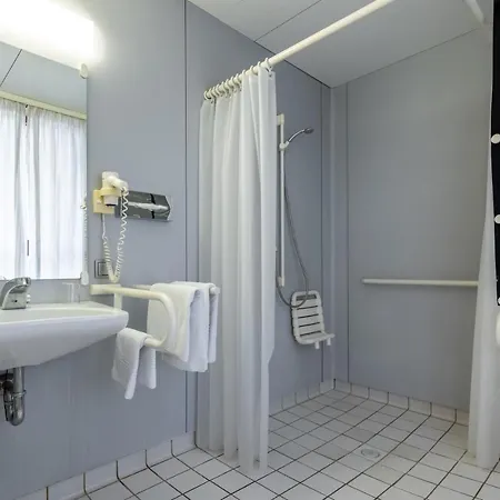 Hotel Baden-Baden באדן-באדן