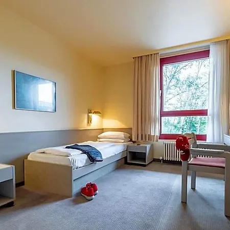 Ξενοδοχείο Hotel Baden-Baden Μπάντεν-Μπάντεν