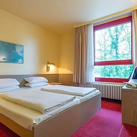 Ξενοδοχείο Hotel Baden-Baden Μπάντεν-Μπάντεν
